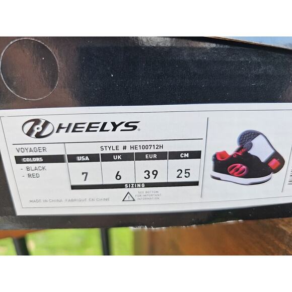 Heelys Voyager Men's 7 Black and Red Style HE100712H - Picture 9 of 9